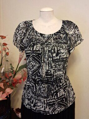 NWOT Nue Options Pleated Lined Tunic Well Tailored Quality Summer Blouse Top 10